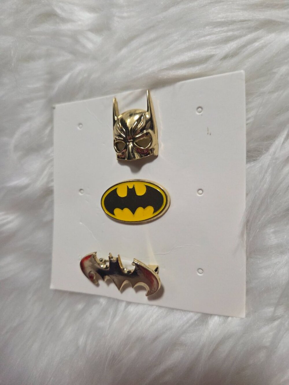 Batman Pin Set - Picture 5 of 5